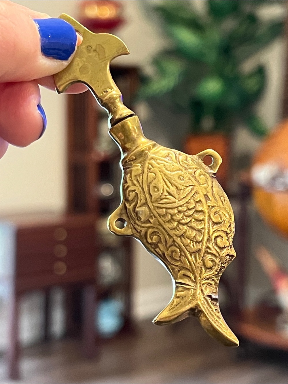 Antique Handmade Brass Fish Perfume Bottle Dauber Necklace Pendant Amulet - Picture 2 of 9